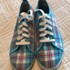 Privo by Clark tennis shoes